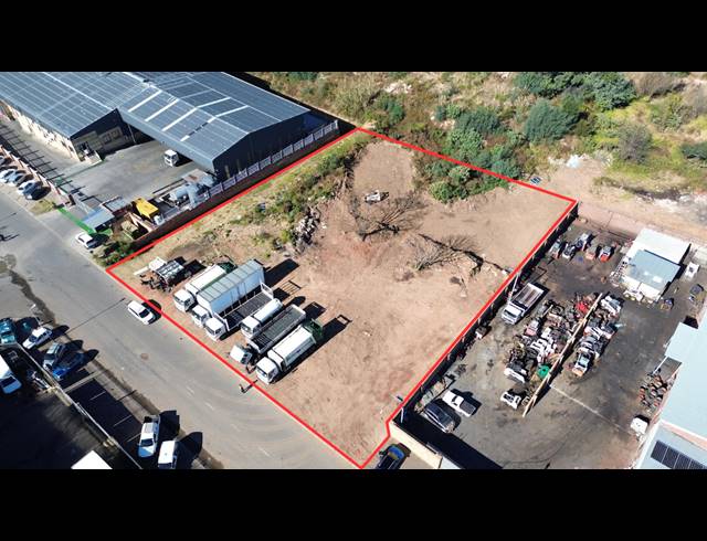2,706M² VACANT LAND FOR SALE IN STORMILL